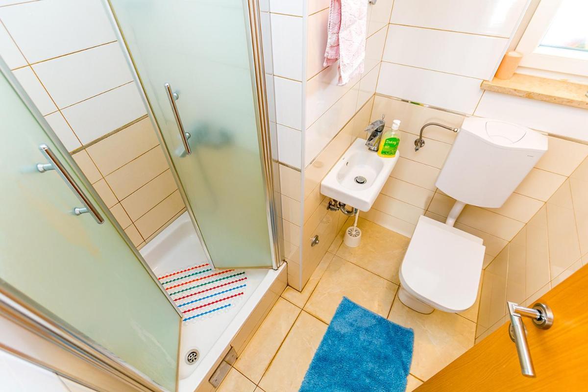 Apartment Antonella Fasana Фажана Екстер'єр фото