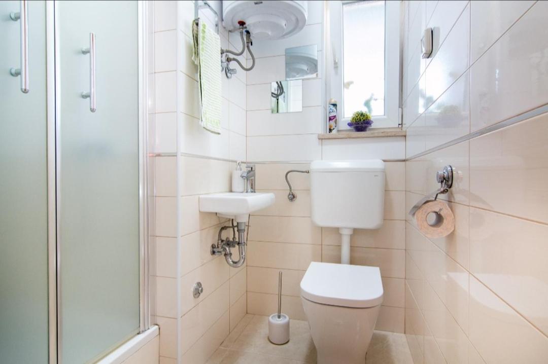 Apartment Antonella Fasana Фажана Екстер'єр фото