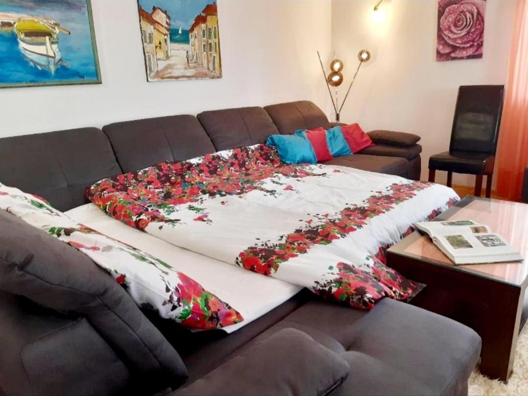 Apartment Antonella Fasana Фажана Екстер'єр фото