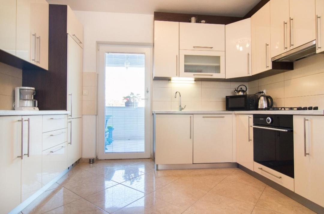 Apartment Antonella Fasana Фажана Екстер'єр фото